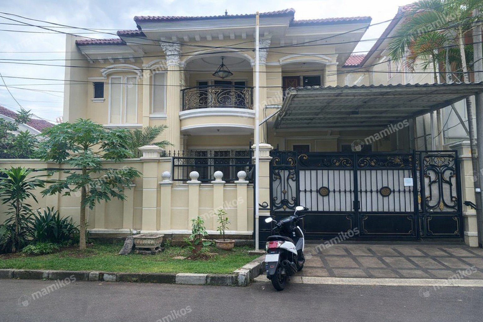 Rumah Sertifikat SHM 4 Kamar Tidur 3 Kamar Mandi Lebak Bulus Jakarta Selatan