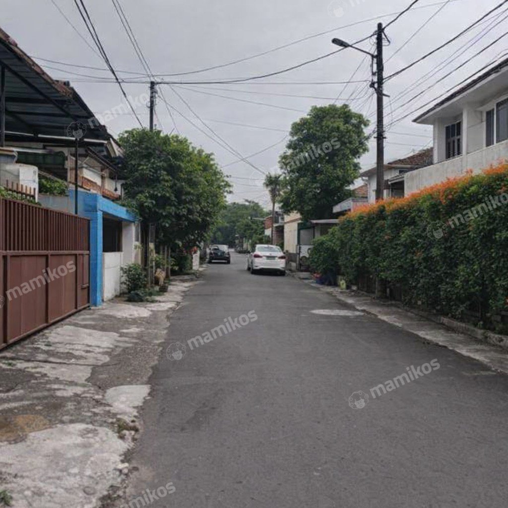 Rumah Sertifikat SHM 3 Kamar Tidur 2 Kamar Mandi Kedoya Selatan Jakarta Barat - Photo 3