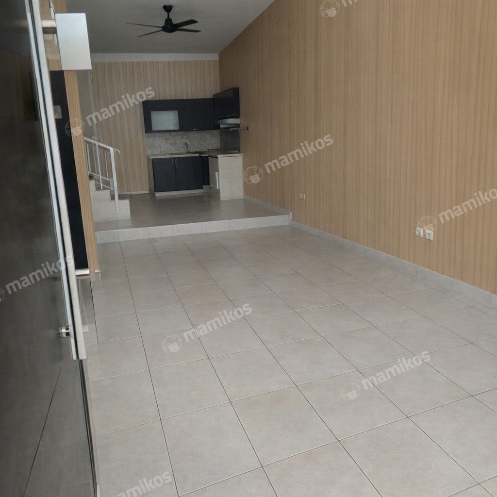 Rumah Sertifikat SHM 3 Kamar Tidur 2 Kamar Mandi Citra Grand Jakarta Timur - Photo 2