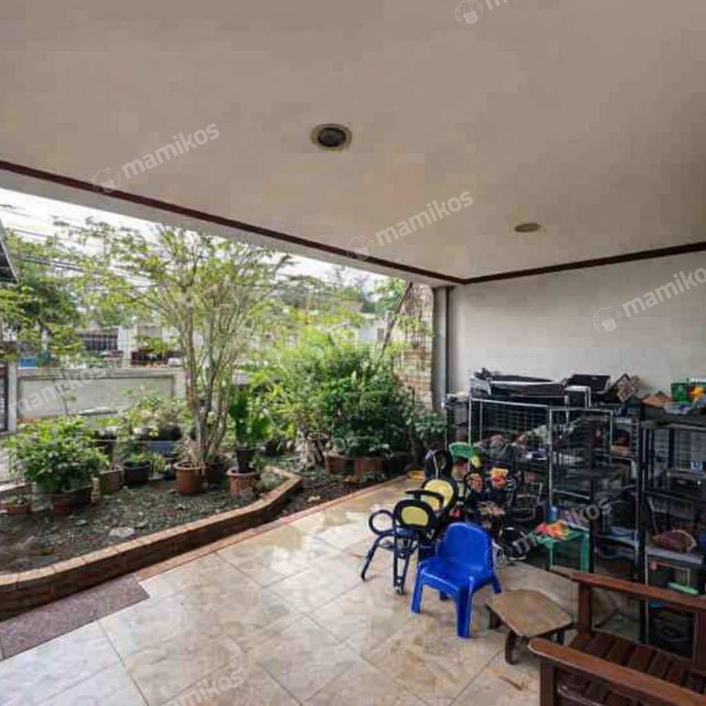 Rumah Sertifikat SHM 6 Kamar Tidur 3 Kamar Mandi Jatinegara Jakarta Timur - Photo 5