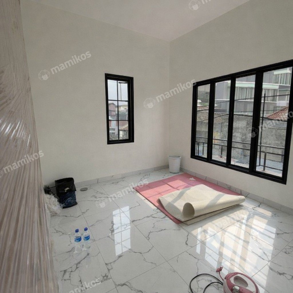 Rumah Sertifikat SHM 2 Kamar Tidur 2 Kamar Mandi Jati Padang Jakarta Selatan - Photo 4