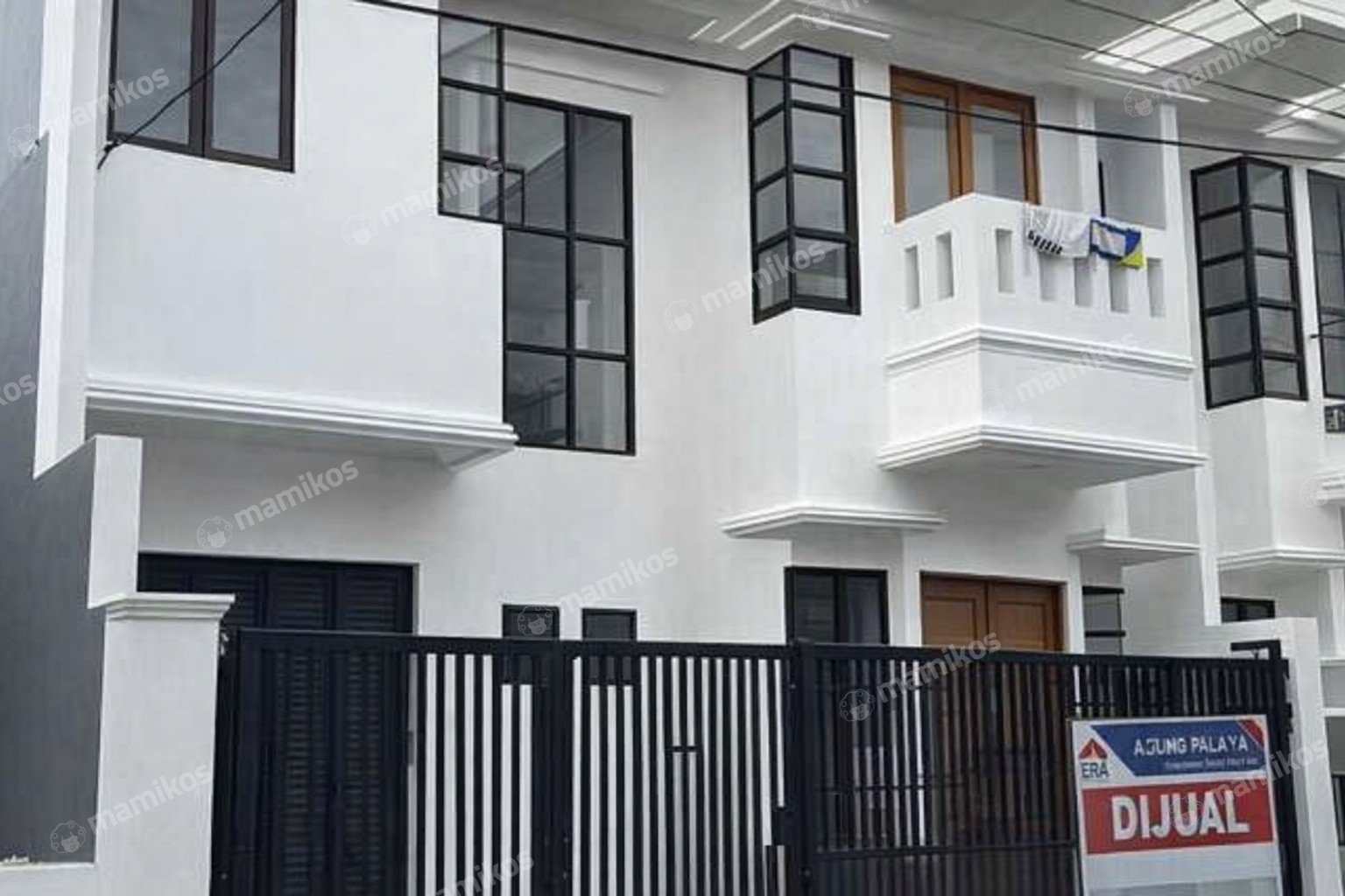 Rumah Sertifikat SHM 4 Kamar Tidur 3 Kamar Mandi Rawamangun Jakarta Timur