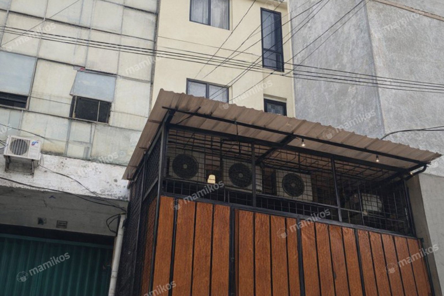 Rumah Baru Sertifikat SHM 20 Kamar Tidur Tambora Jakarta Barat