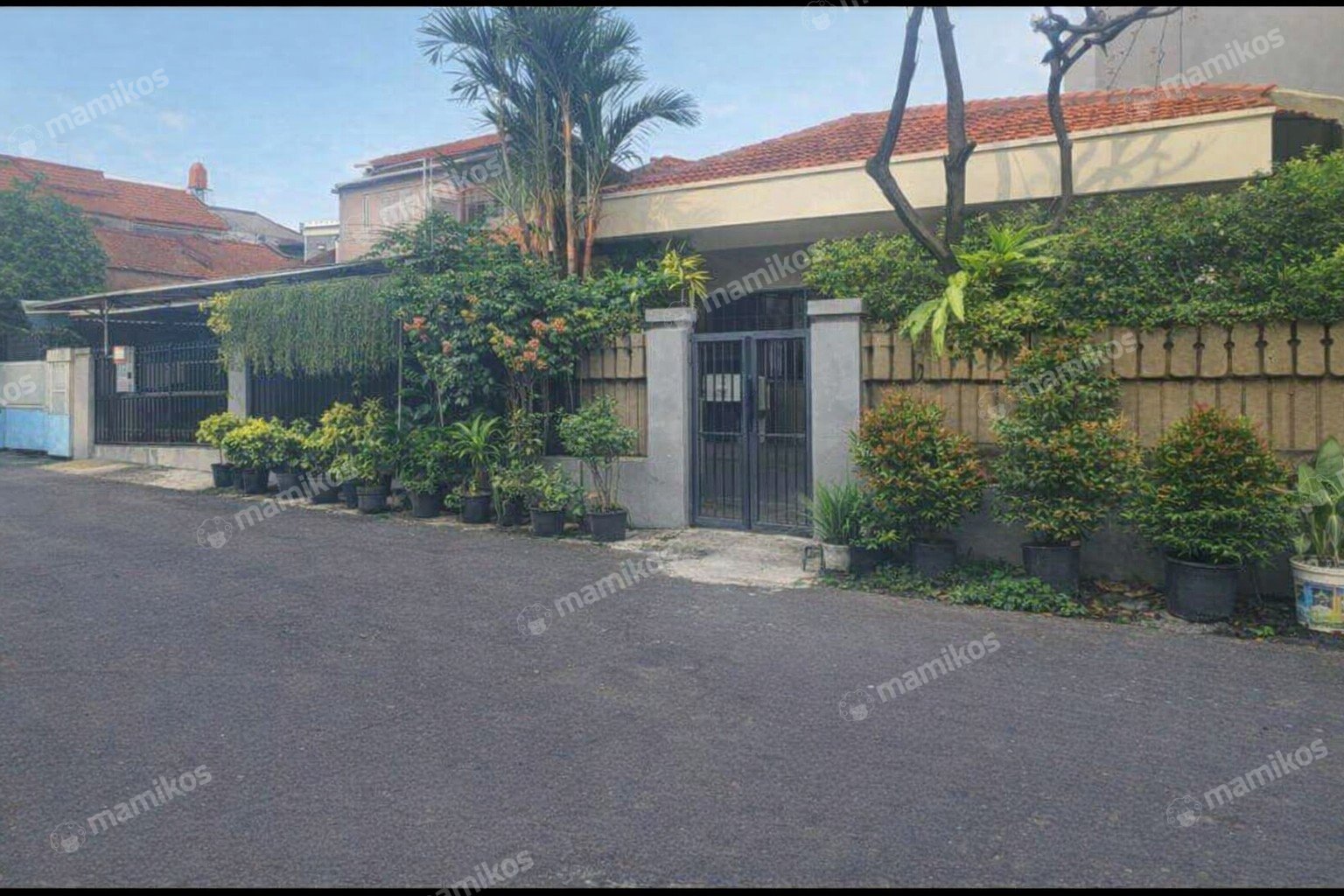 Rumah Sertifikat SHM 6 Kamar Tidur 4 Kamar Mandi Duren Sawit Jakarta Timur