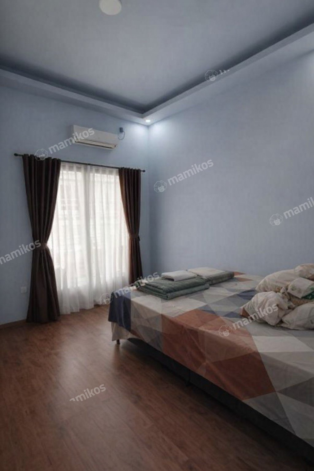 Rumah Sertifikat SHM 4 Kamar Tidur 4 Kamar Mandi Citra Garden Jakarta Barat - Photo 2