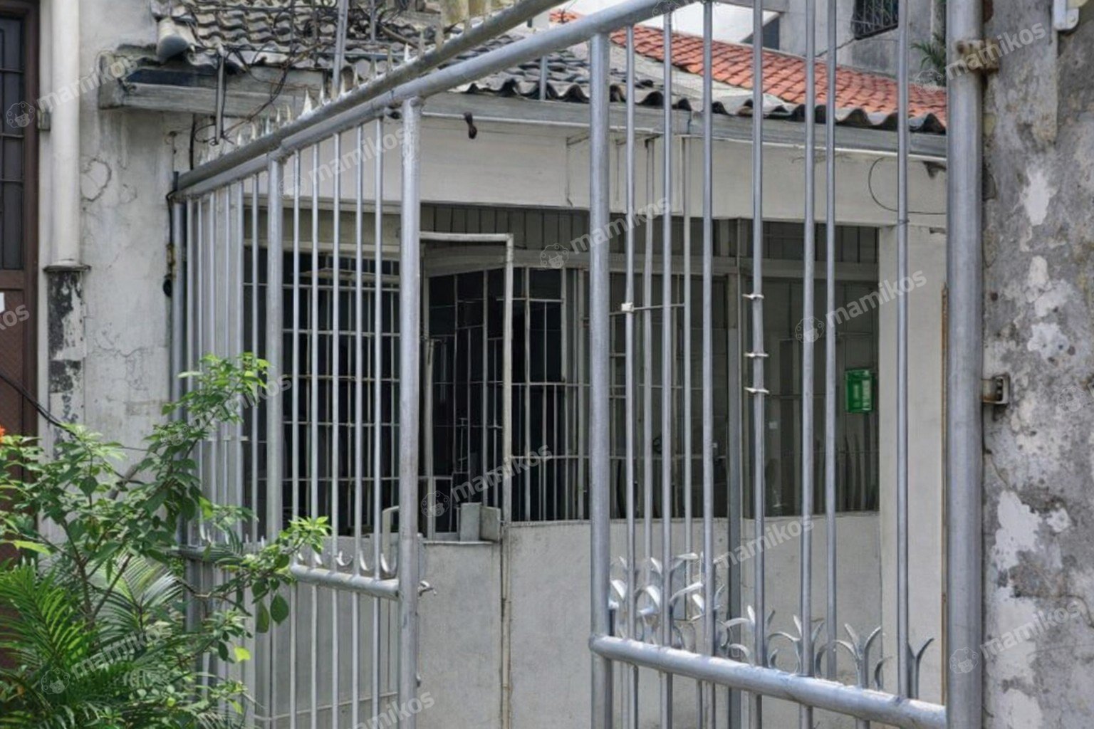 Rumah Sertifikat SHM 4 Kamar Tidur 2 Kamar Mandi Tambora Jakarta Barat