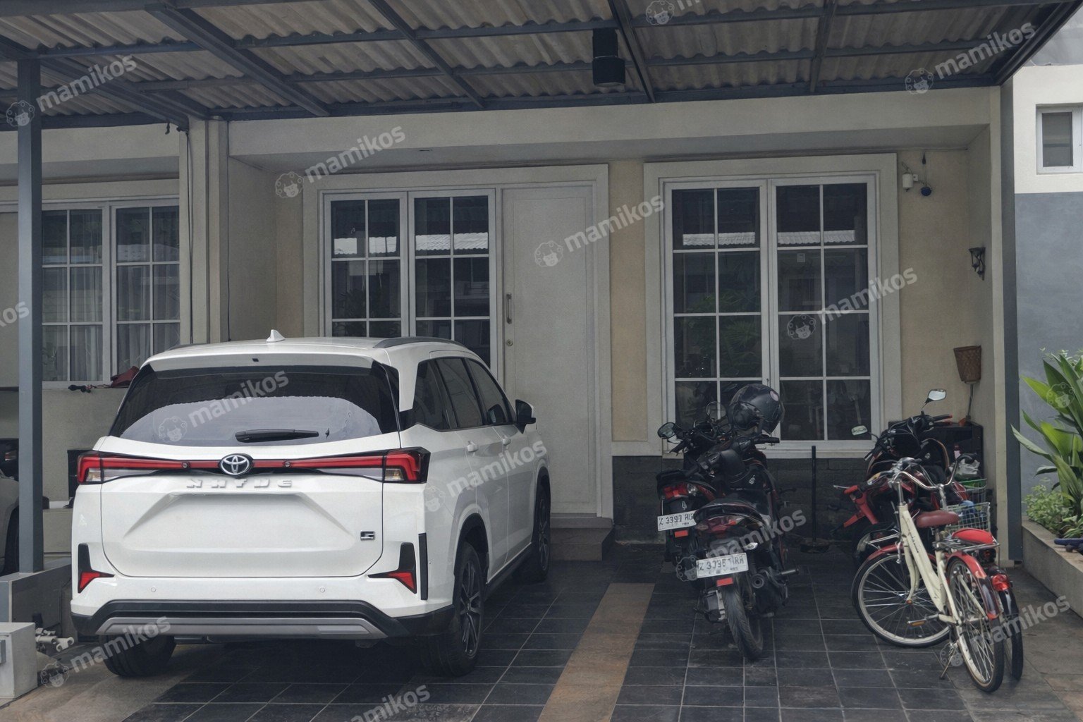 Rumah Sertifikat SHM 5 Kamar Tidur 5 Kamar Mandi Jakarta Garden City Jakarta Timur