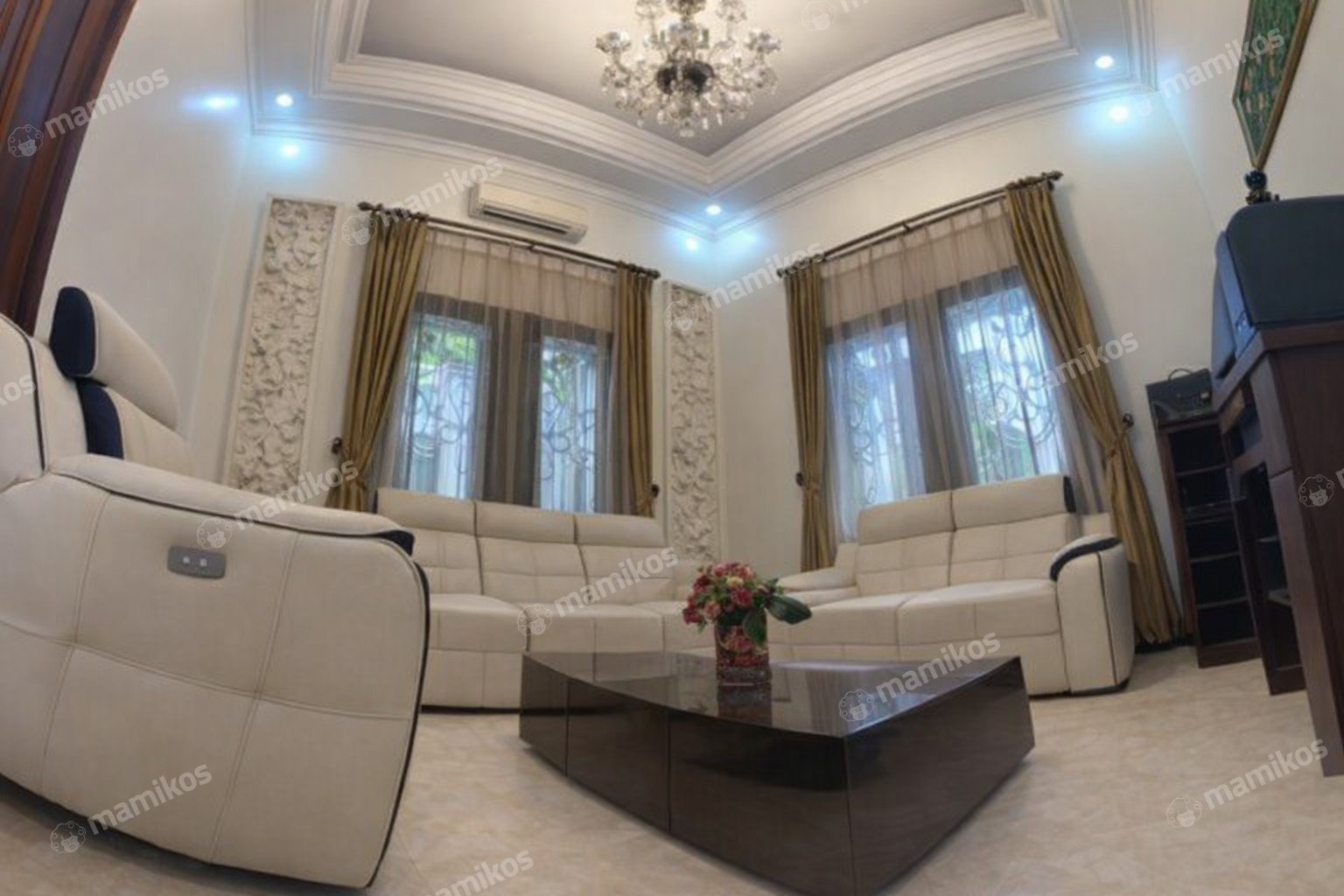 Rumah Sertifikat SHM 4 Kamar Tidur 4 Kamar Mandi TB Simatupang Jakarta Selatan
