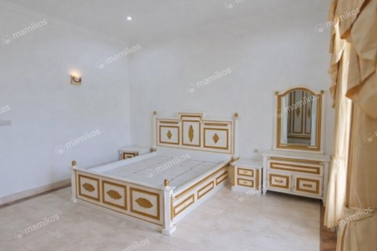 Rumah Sertifikat SHM 4 Kamar Tidur 4 Kamar Mandi Pantai Indah Kapuk Jakarta Utara - Photo 2