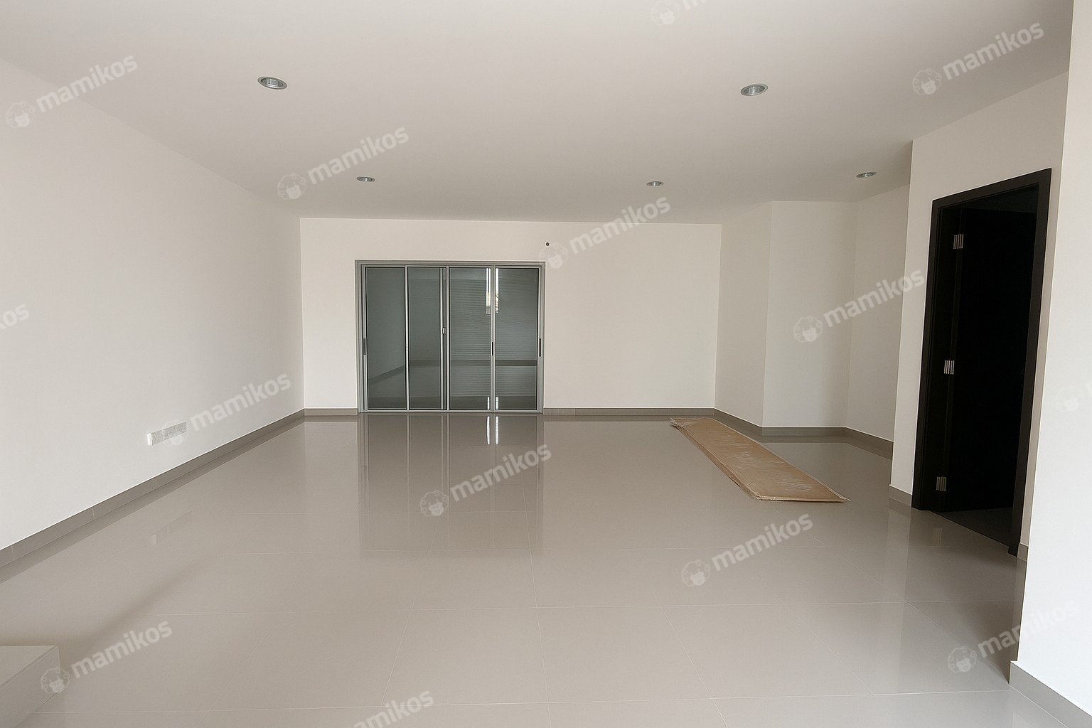 Rumah Sertifikat SHM 3 Kamar Tidur 3 Kamar Mandi Pantai Indah Kapuk 2 Jakarta Utara - Photo 5