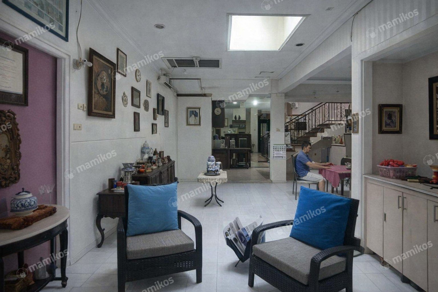 Rumah Sertifikat SHM 13 Kamar Tidur 9 Kamar Mandi Tanjung Duren Selatan Jakarta Barat