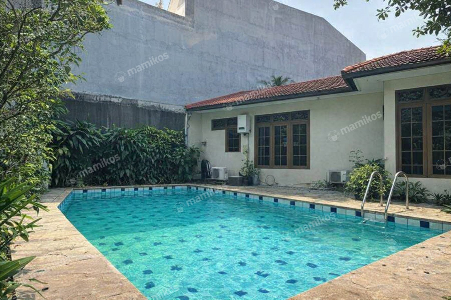 Rumah 4KT 3KM Kemang Jakarta Selatan
