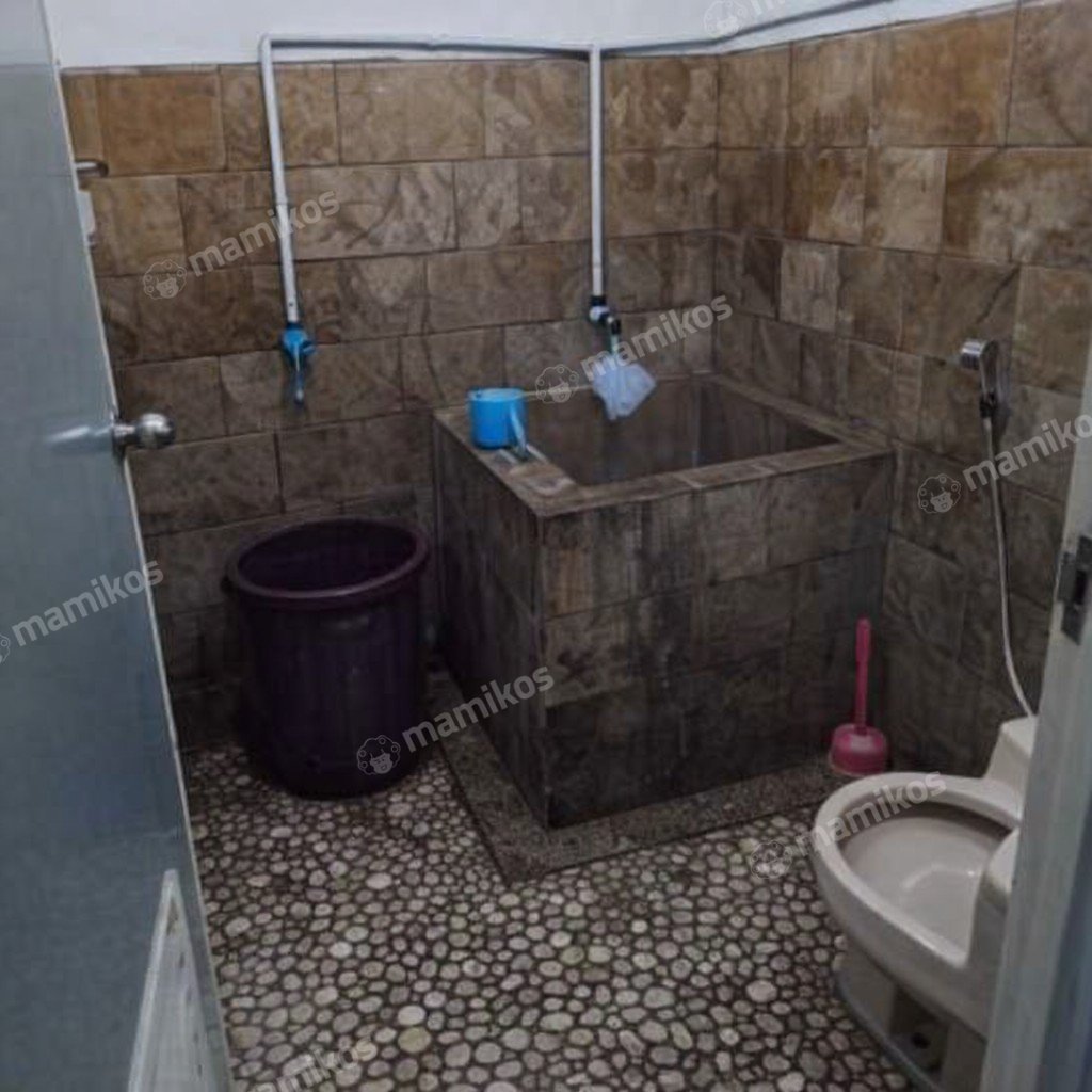 Rumah Sertifikat SHM 3 Kamar Tidur 2 Kamar Mandi Matraman Jakarta Timur - Photo 5