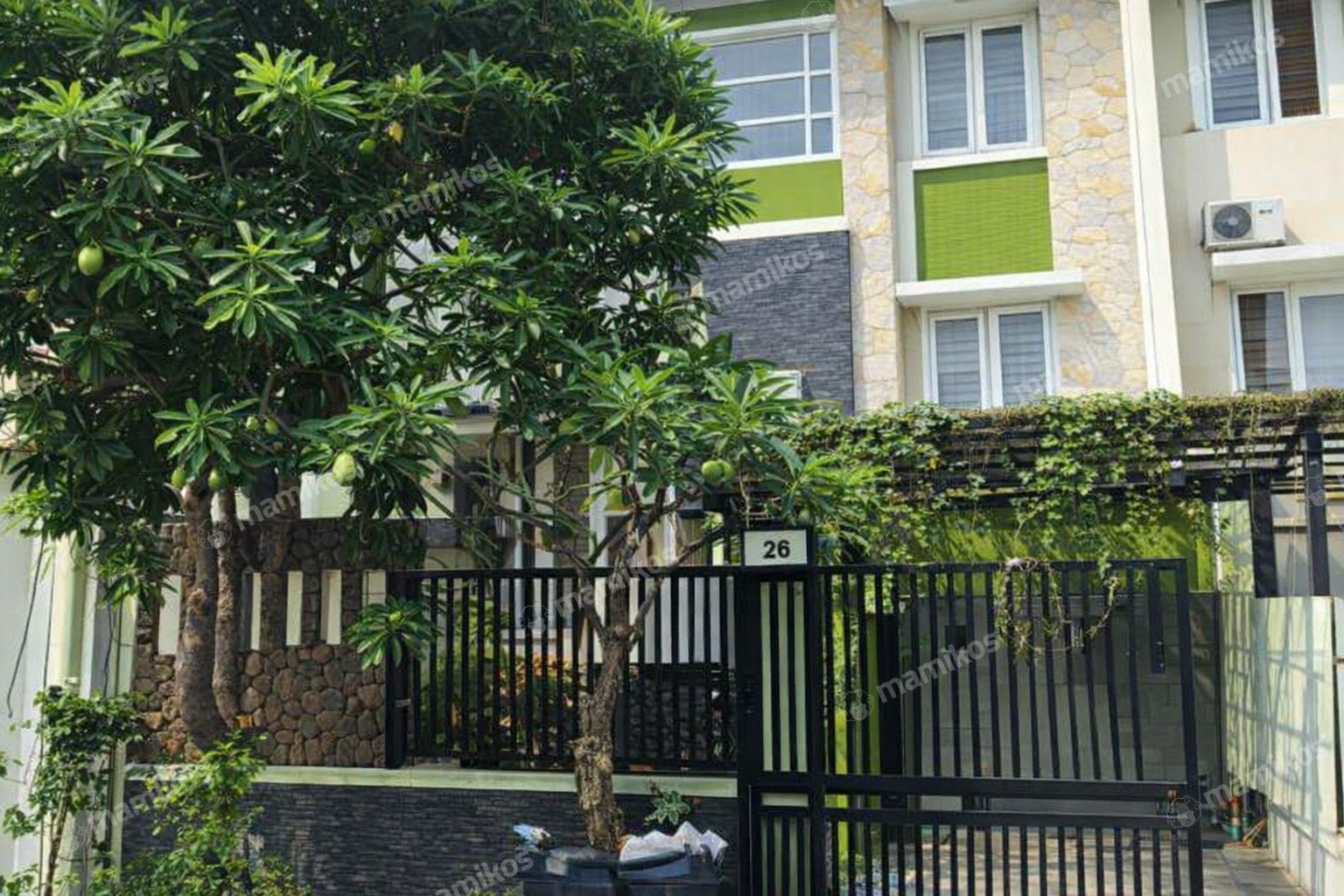 Rumah Sertifikat SHM 4 Kamar Tidur 3 Kamar Mandi Kembangan Jakarta Barat