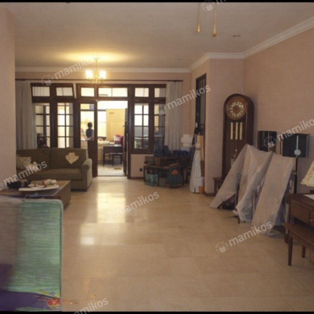 Rumah Sertifikat SHM 4 Kamar Tidur 4 Kamar Mandi Jatiwaringin Jakarta Timur - Photo 4