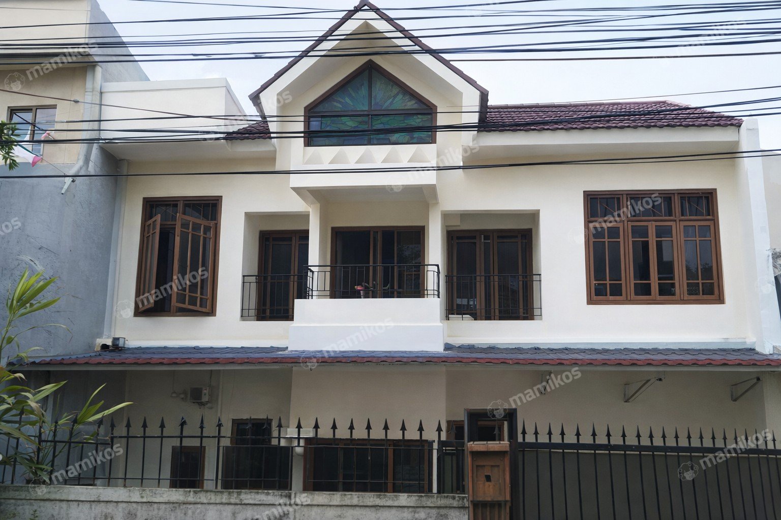 Rumah Sertifikat SHM 4 Kamar Tidur 3 Kamar Mandi Cipinang Jakarta Timur