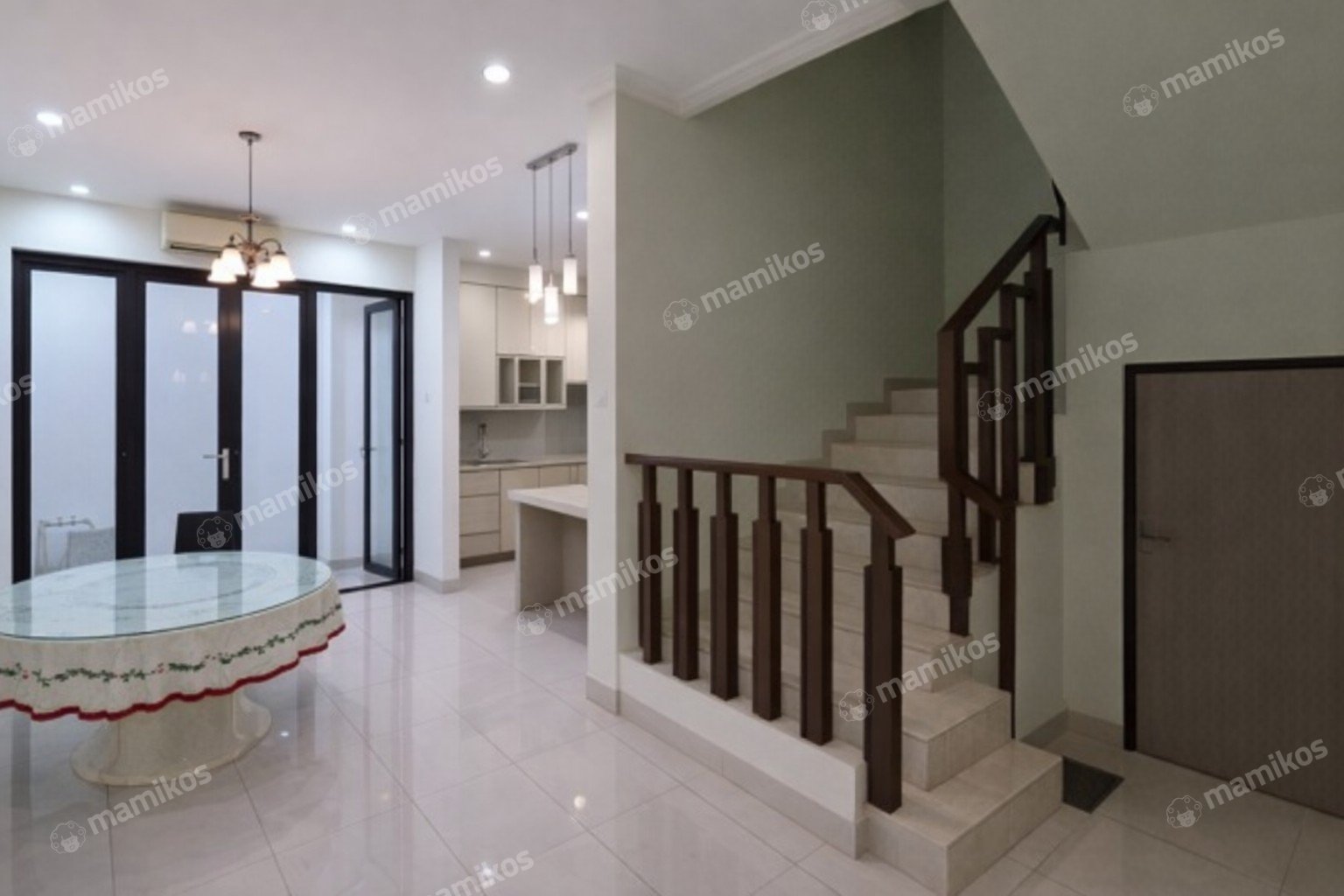 Rumah Sertifikat SHM 4 Kamar Tidur 4 Kamar Mandi Tomang Jakarta Barat - Photo 4