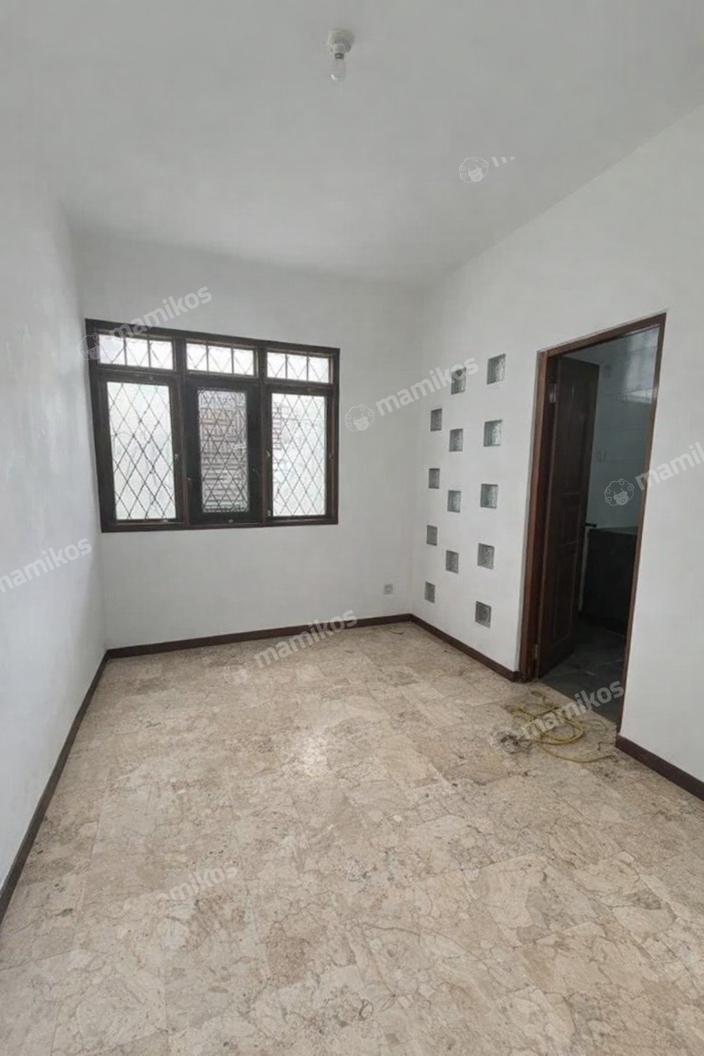 Rumah Sertifikat SHM 4 Kamar Tidur 3 Kamar Mandi Kebon Jeruk Jakarta Barat - Photo 5