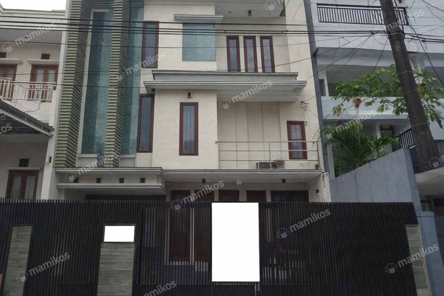 Rumah Sertifikat SHM 5 Kamar Tidur 3 Kamar Mandi Kelapa Gading Jakarta Utara