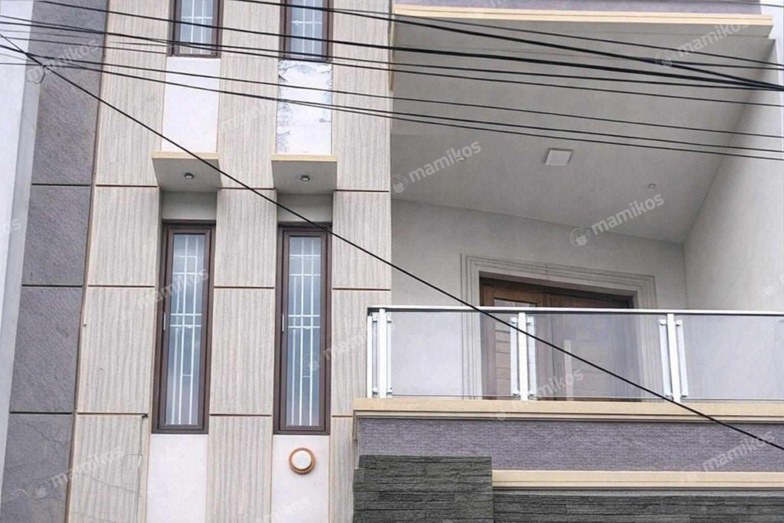 Rumah Sertifikat SHM 6 Kamar Tidur 4 Kamar Mandi Jelambar Jakarta Barat