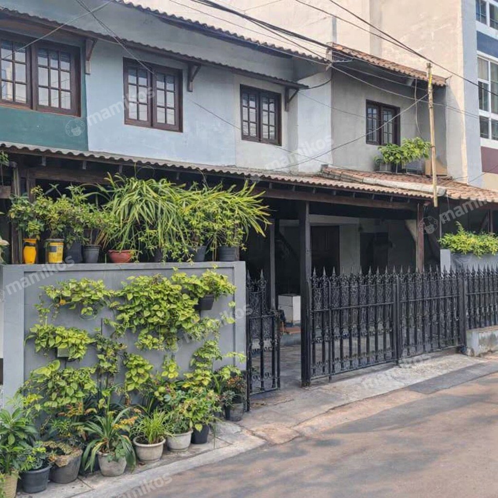 Rumah Sertifikat SHM 7 Kamar Tidur 3 Kamar Mandi Tomang Jakarta Barat - Photo 3