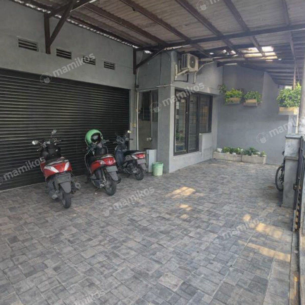 Rumah Sertifikat SHM 7 Kamar Tidur 3 Kamar Mandi Tomang Jakarta Barat - Photo 4
