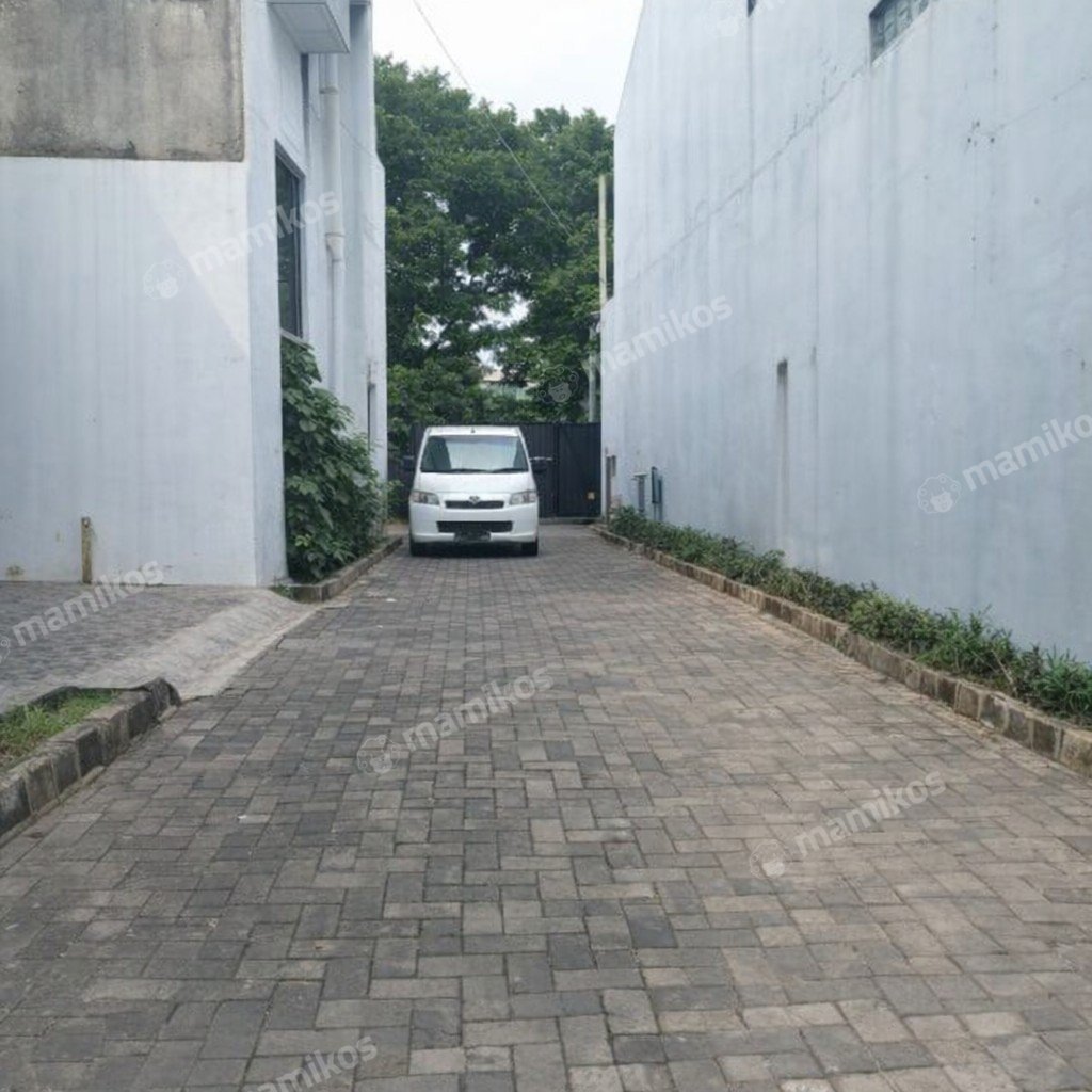 Rumah Sertifikat SHM 3 Kamar Tidur 3 Kamar Mandi Jagakarsa Jakarta Selatan - Photo 4