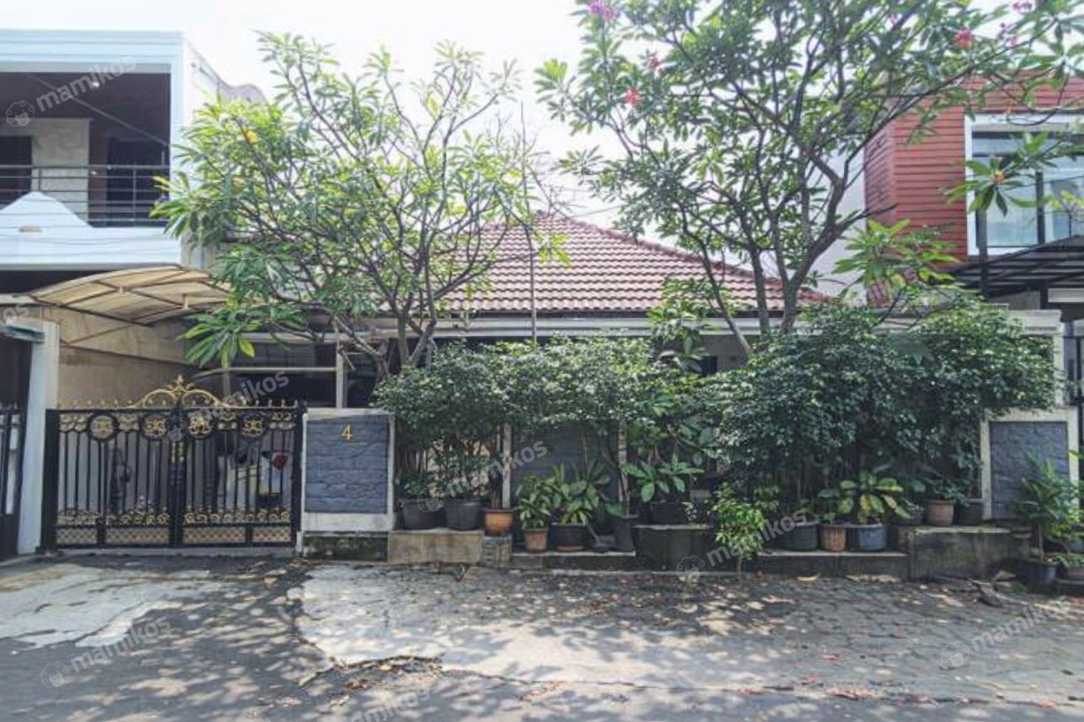 Rumah Sertifikat SHM 4 Kamar Tidur 2 Kamar Mandi Tebet Jakarta Selatan