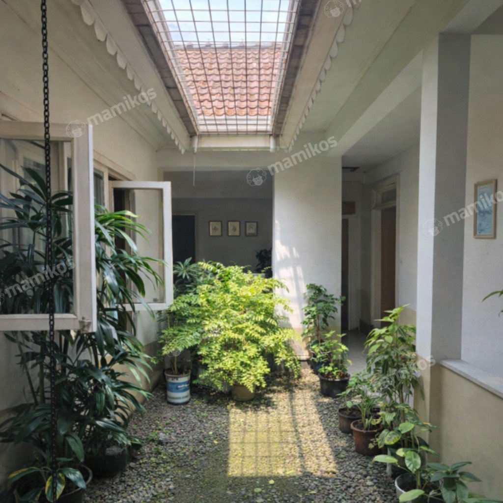 Rumah Sertifikat SHM 7 Kamar Tidur 3 Kamar Mandi Cipete Jakarta Selatan - Photo 5