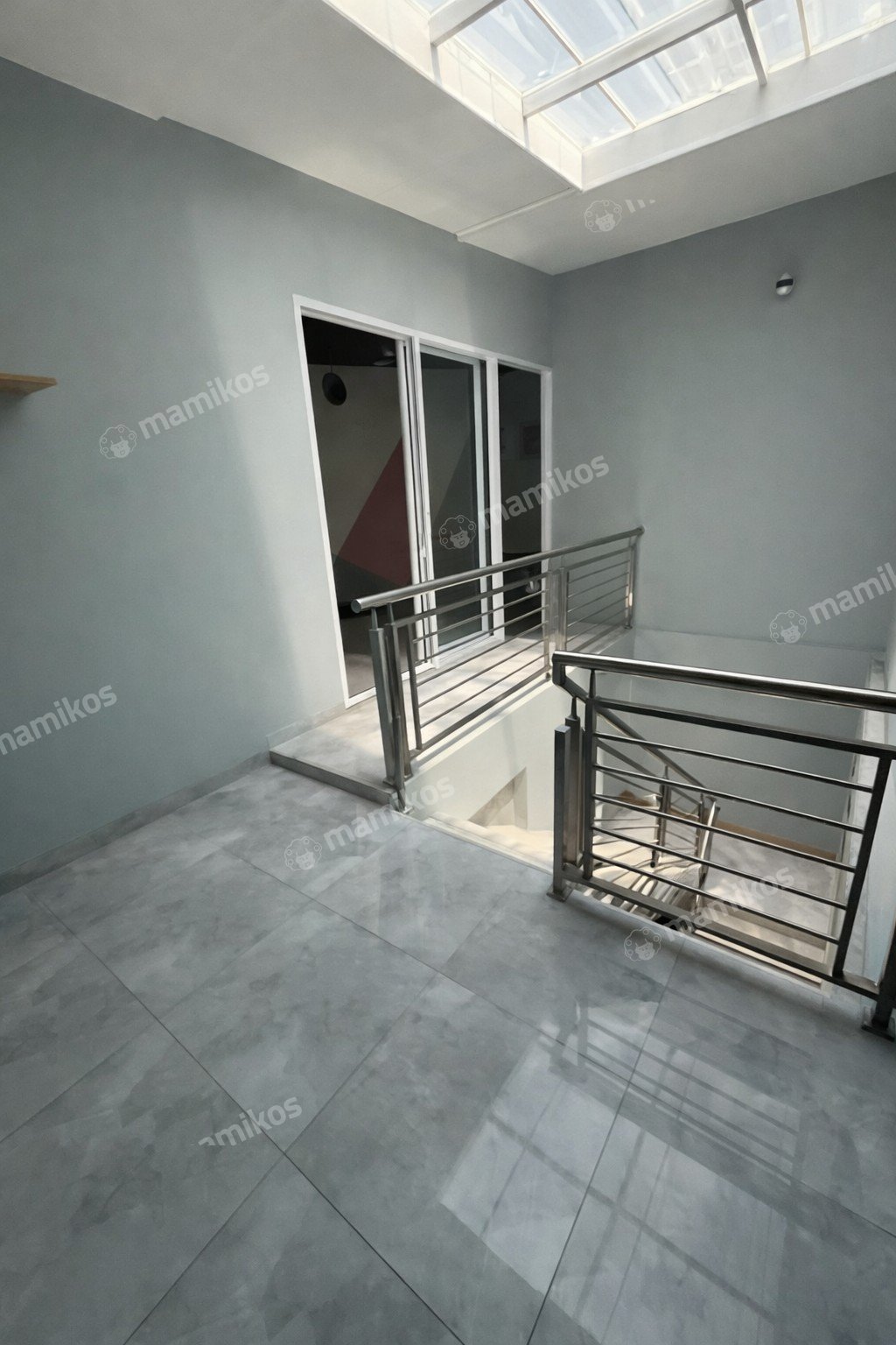 Rumah Sertifikat SHM 4 Kamar Tidur 3 Kamar Mandi Kelapa Gading Jakarta Utara - Photo 2