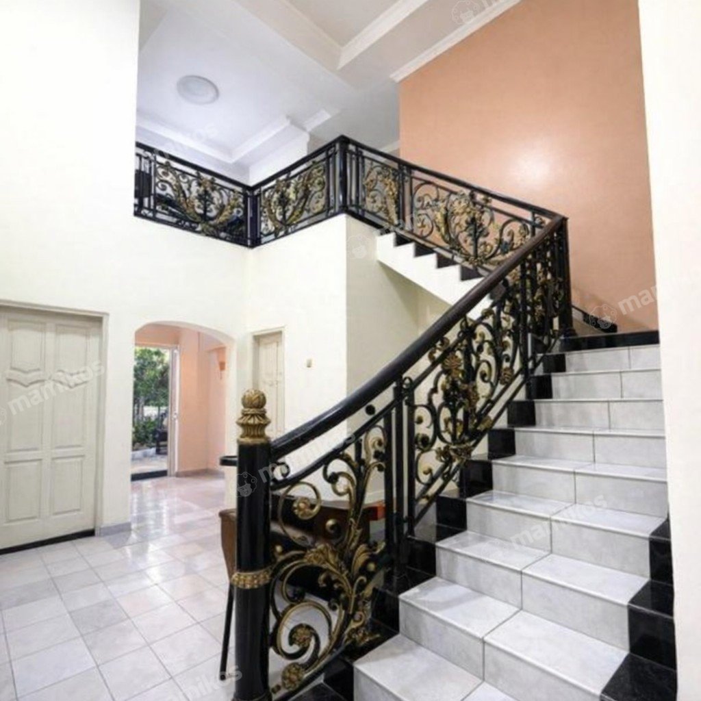 Rumah Sertifikat SHM 7 Kamar Tidur 7 Kamar Mandi Tebet Jakarta Selatan - Photo 2