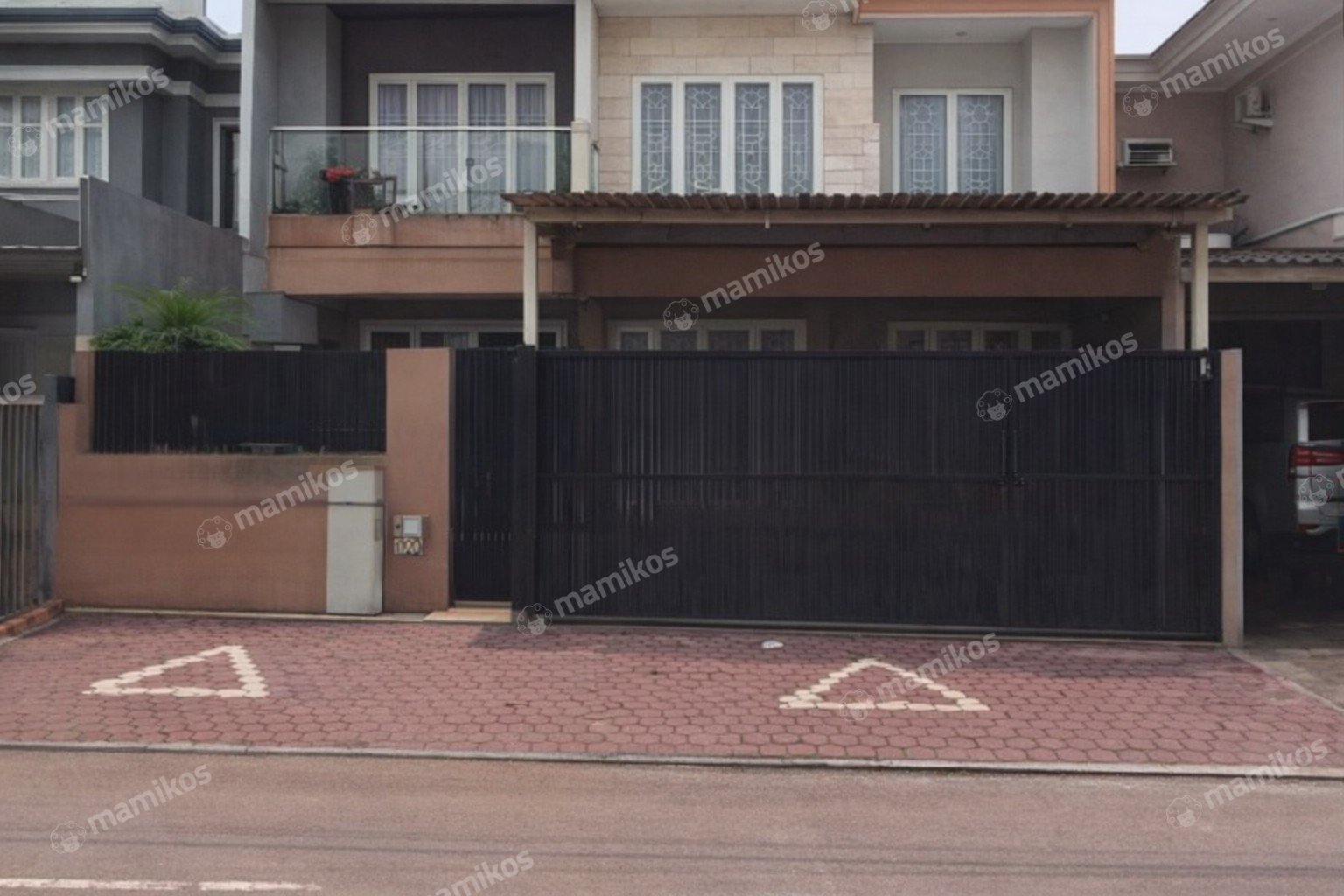 Rumah Sertifikat SHM 4 Kamar Tidur 3 Kamar Mandi Cibubur Jakarta Timur