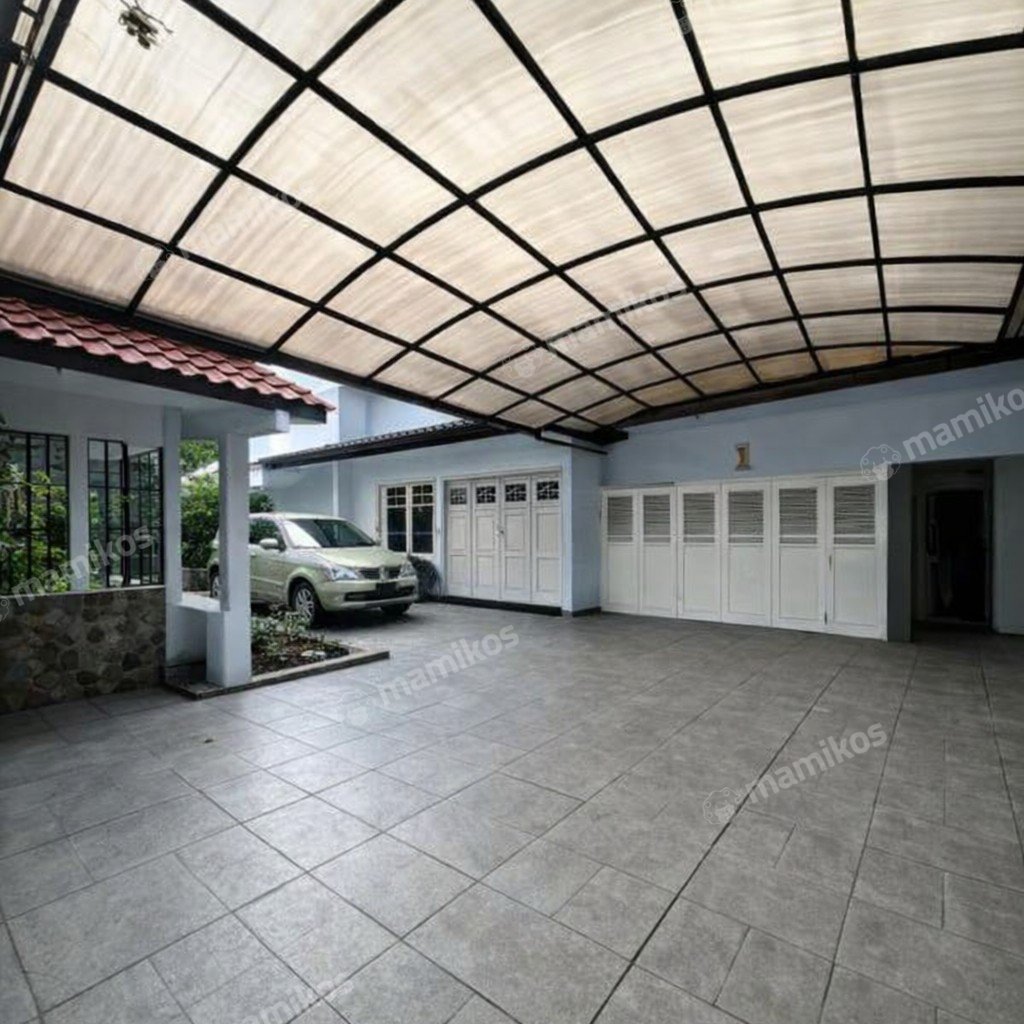 Rumah Sertifikat SHM 8 Kamar Tidur 5 Kamar Mandi Pancoran Jakarta Selatan - Photo 2