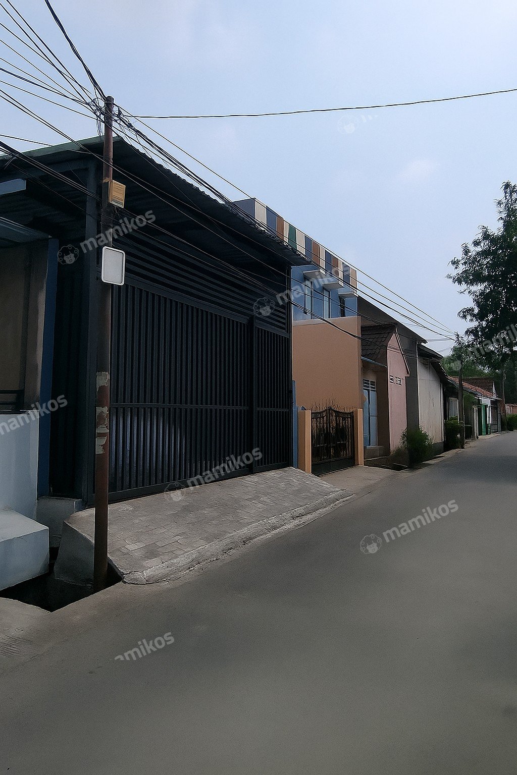 Rumah Sertifikat SHM 3 Kamar Tidur 1 Kamar Mandi Bojong Indah Jakarta Barat - Photo 2