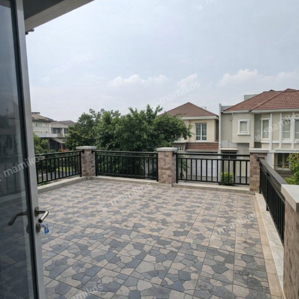 Rumah Sertifikat SHM 3 Kamar Tidur 2 Kamar Mandi Kota Wisata Jakarta Timur - Photo 4
