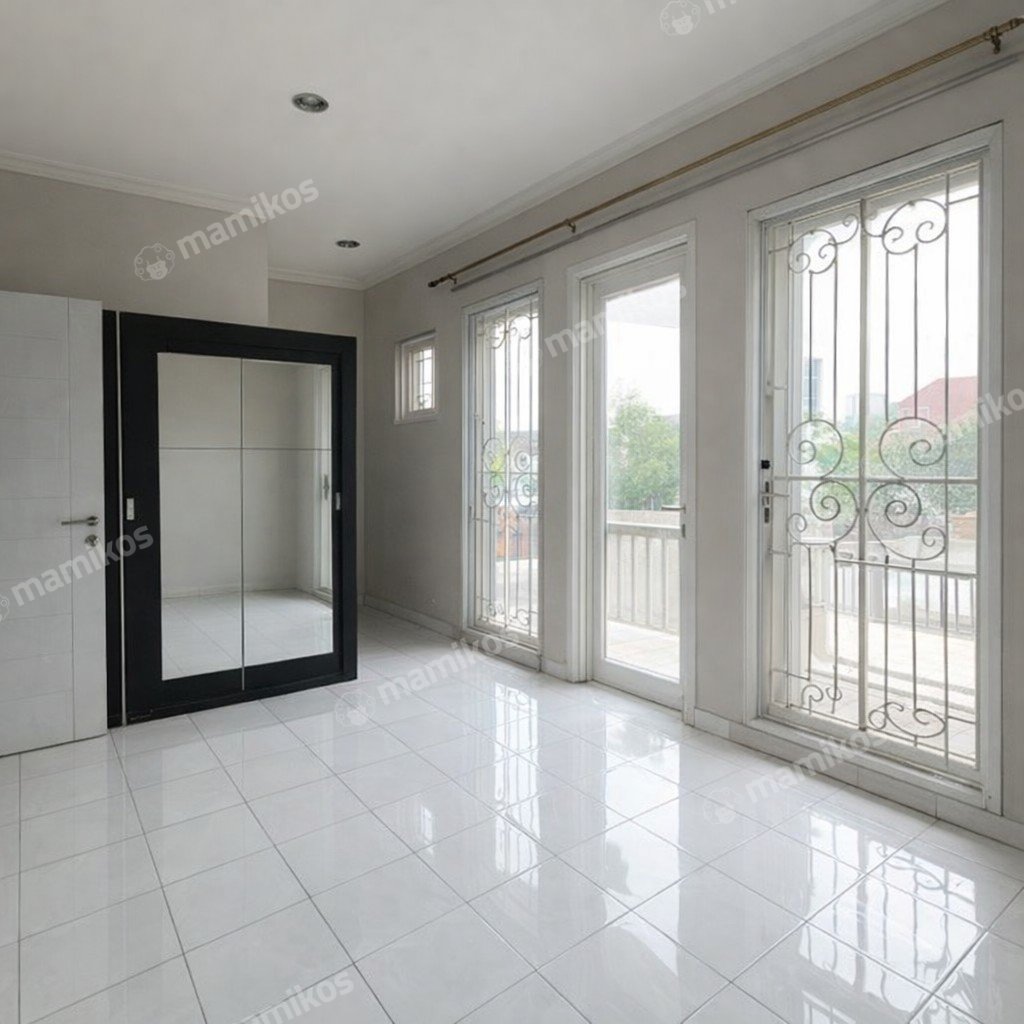 Rumah Sertifikat SHM 3 Kamar Tidur 2 Kamar Mandi Kota Wisata Jakarta Timur - Photo 5