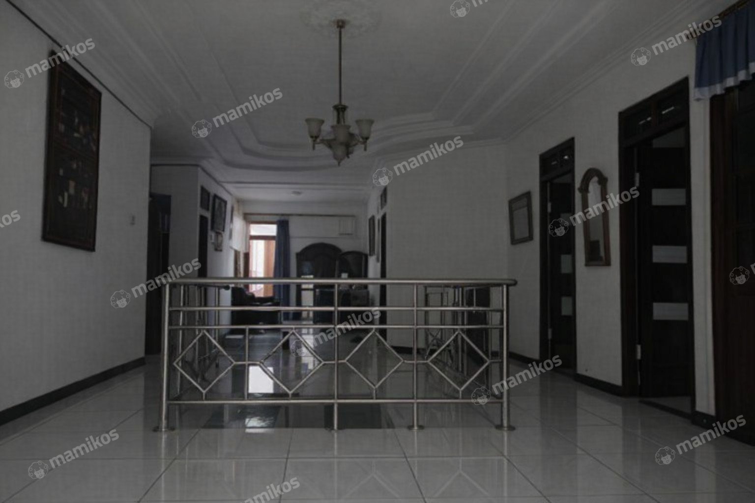 Rumah Sertifikat SHM 5 Kamar Tidur 4 Kamar Mandi Kebon Jeruk Jakarta Barat - Photo 3