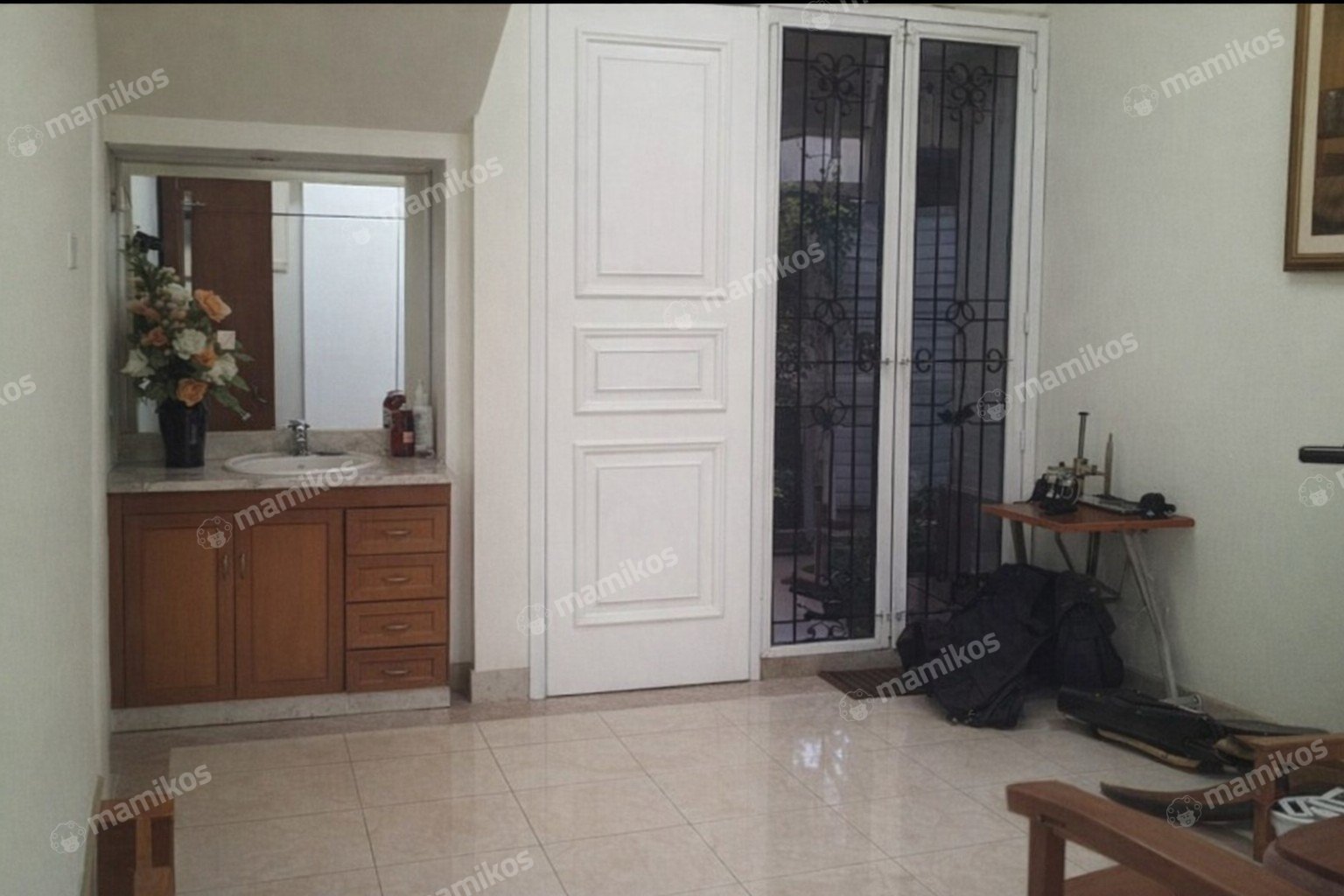 Rumah Sertifikat SHM 4 Kamar Tidur 3 Kamar Mandi Permata Buana Jakarta Barat - Photo 3
