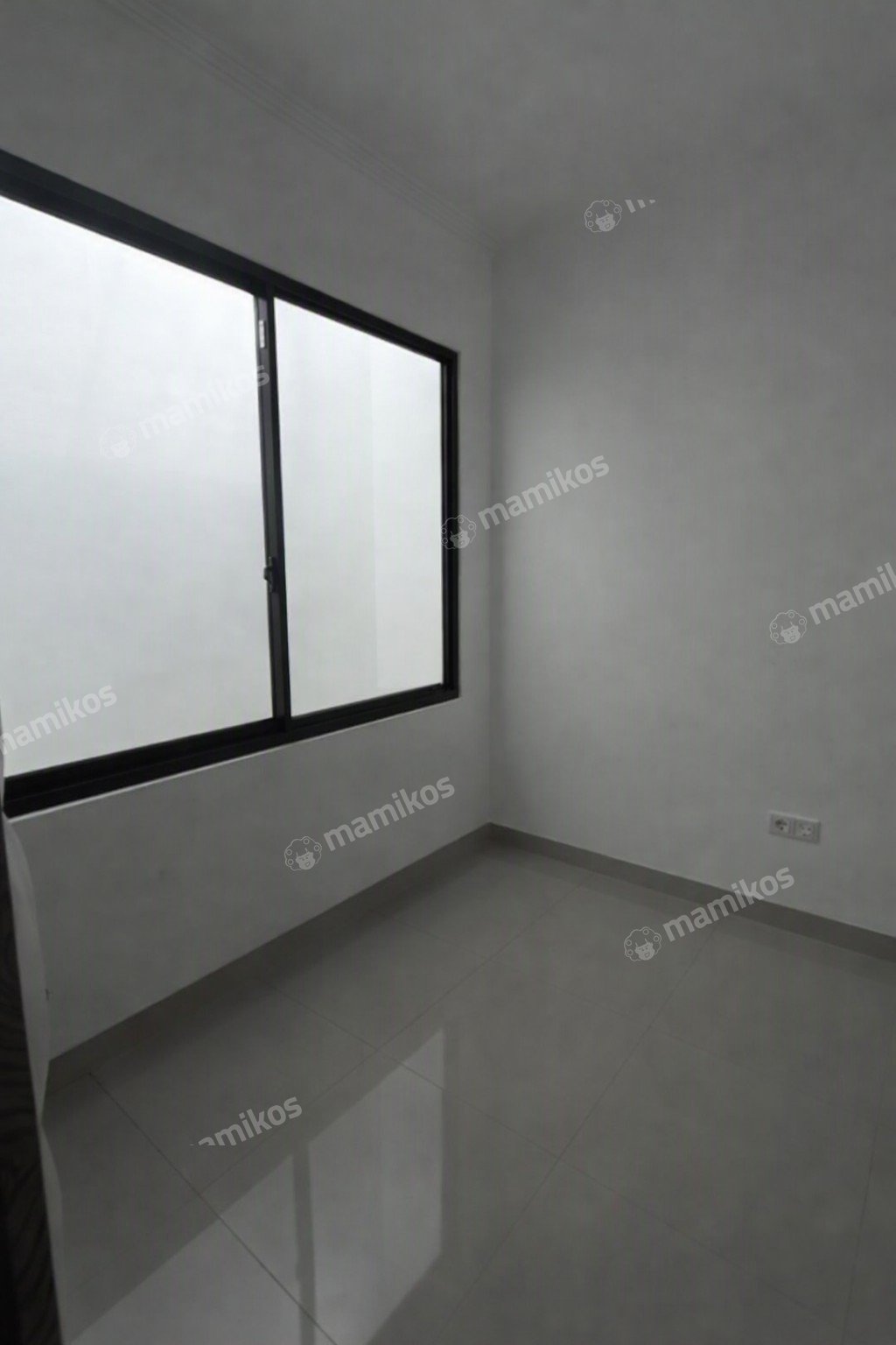 Rumah Sertifikat SHM 3 Kamar Tidur 3 Kamar Mandi Pantai Indah Kapuk 2 Jakarta Utara - Photo 2