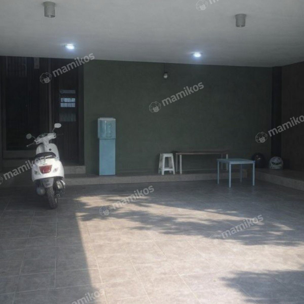 Rumah Sertifikat SHM 5 Kamar Tidur 4 Kamar Mandi Kebon Jeruk Jakarta Barat - Photo 3