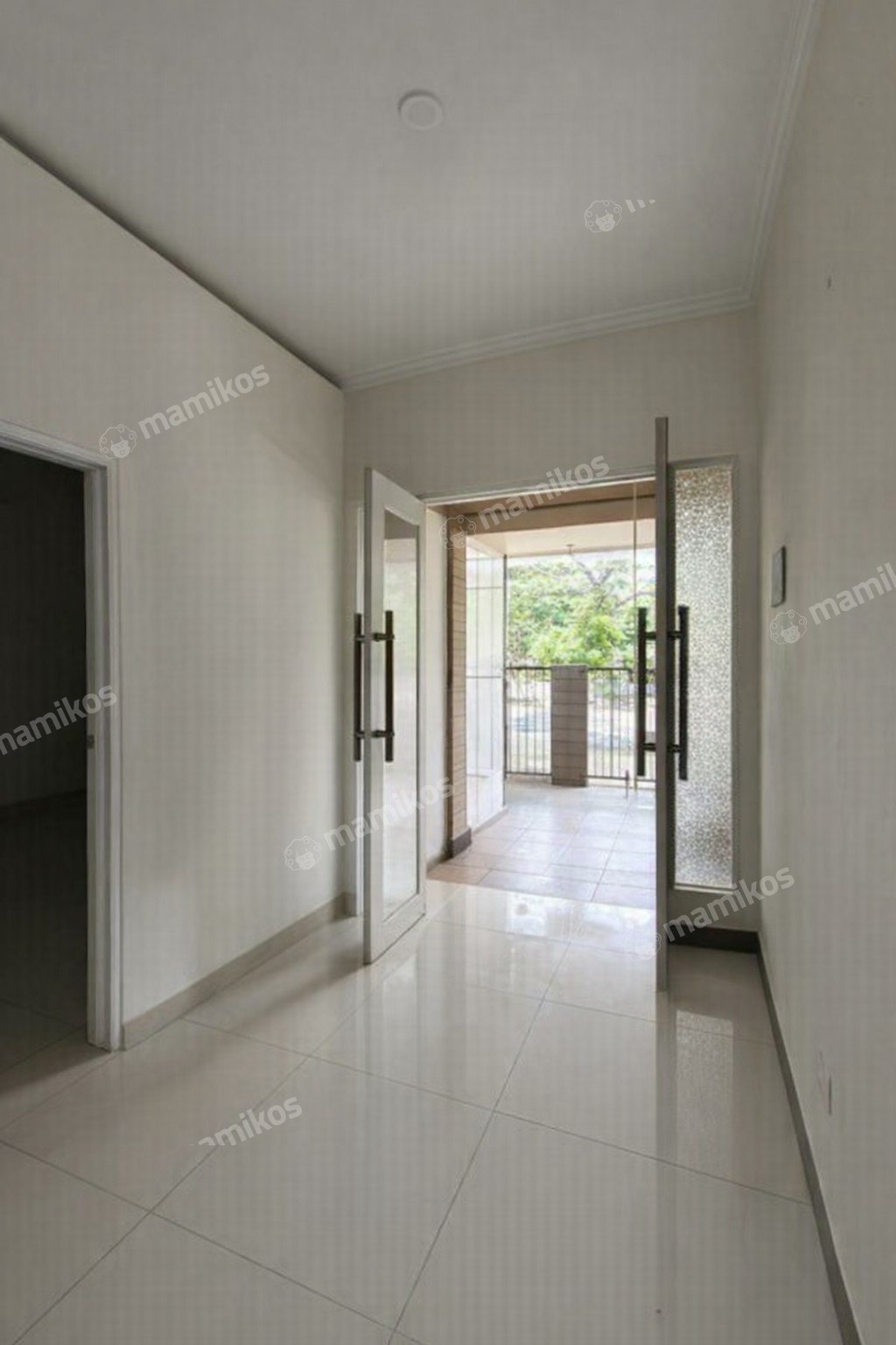 Rumah Sertifikat SHM 3 Kamar Tidur 2 Kamar Mandi Daan Mogot Jakarta Barat - Photo 3