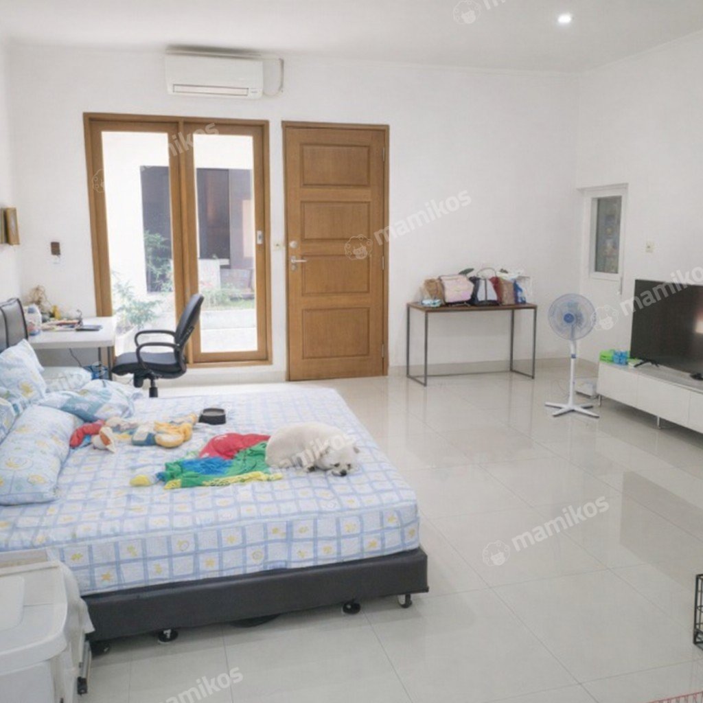 Rumah 5 Kamar Tidur 4 Kamar Mandi 2 Lantai Semanan Jakarta Barat - Photo 3