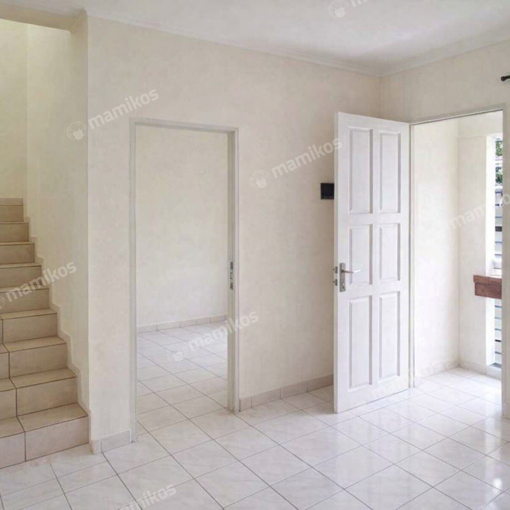 Rumah Sertifikat SHM 3 Kamar Tidur 2 Kamar Mandi Kota Wisata Jakarta Timur - Photo 2
