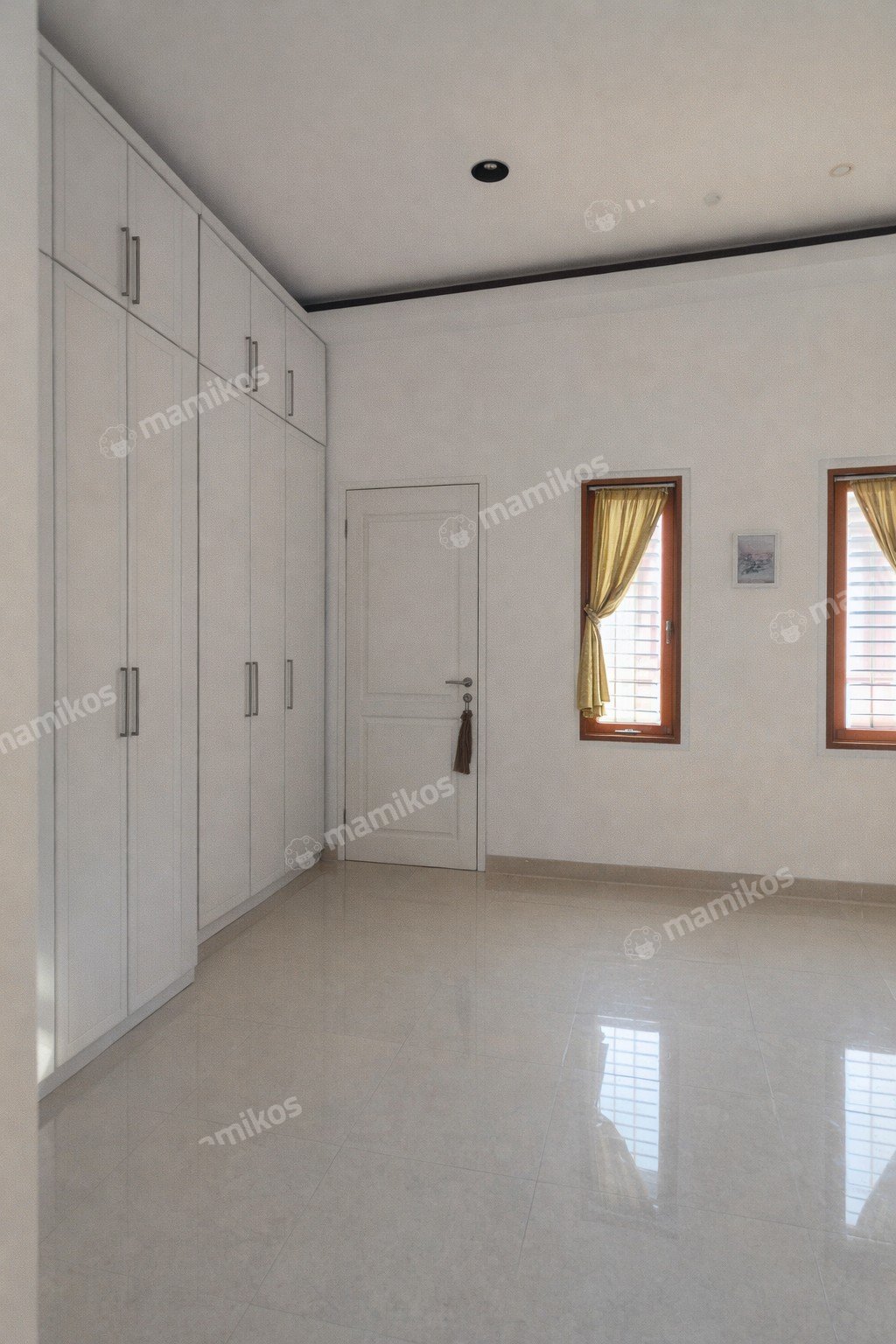 Rumah Sertifikat SHM 4 Kamar Tidur 2 Kamar Mandi Sunter Jakarta Utara - Photo 2