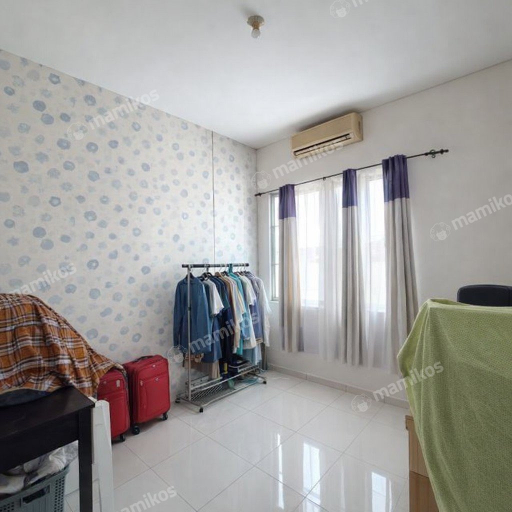 Rumah Sertifikat SHM 4 Kamar Tidur 3 Kamar Mandi Citra Grand Jakarta Timur - Photo 5