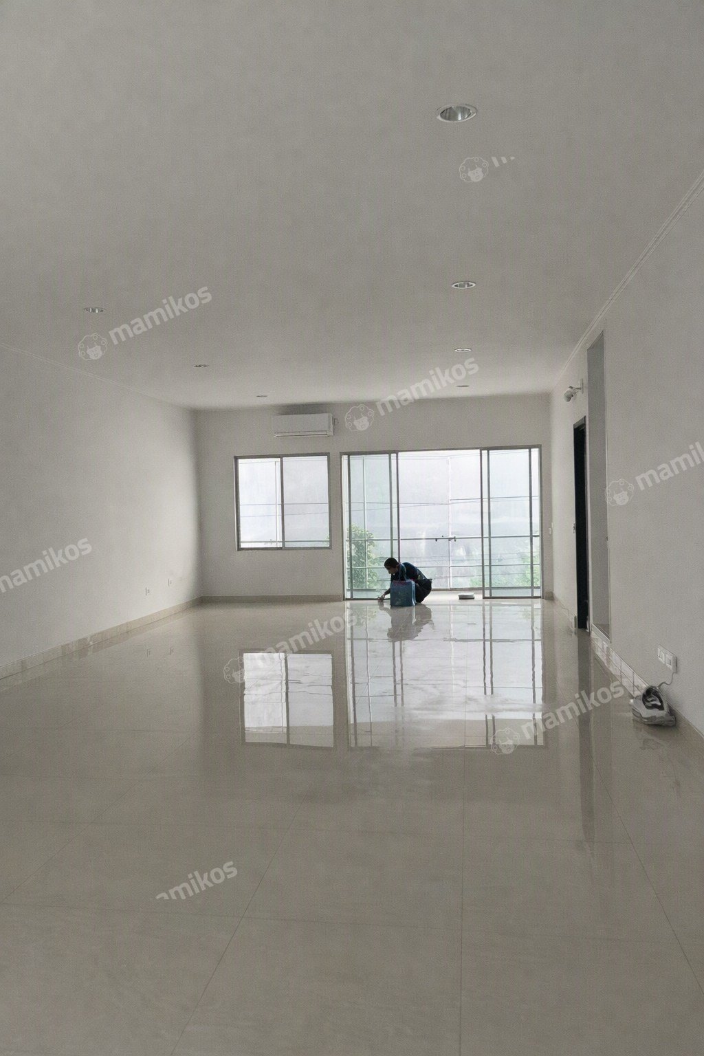 Rumah Sertifikat SHM 4 Kamar Tidur 4 Kamar Mandi Pantai Indah Kapuk Jakarta Utara - Photo 5