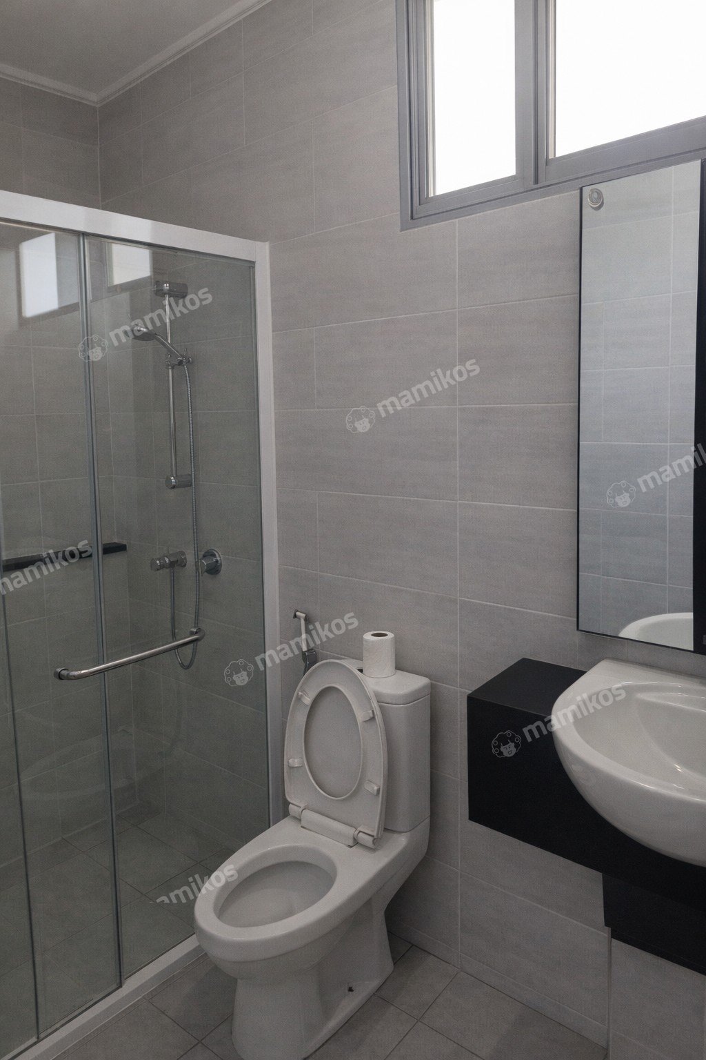 Rumah 3 Kamar Tidur 2 Kamar Mandi 3 Lantai Pantai Indah Kapuk Jakarta Utara - Photo 2