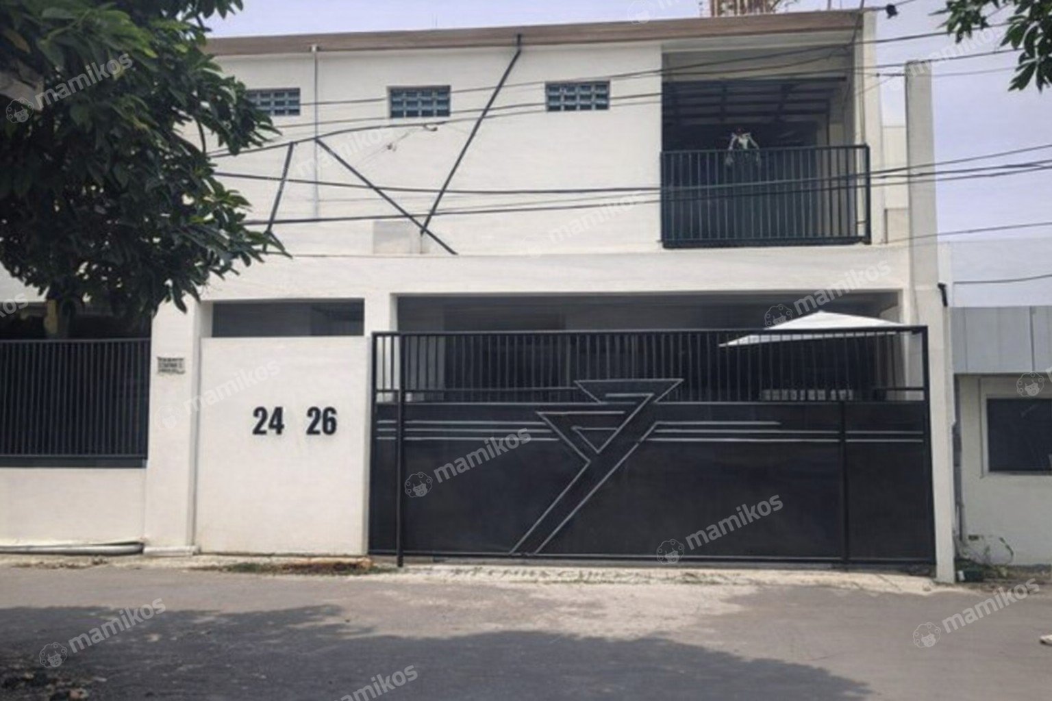 Rumah Sertifikat SHM 5 Kamar Tidur 3 Kamar Mandi Kebon Jeruk Jakarta Barat