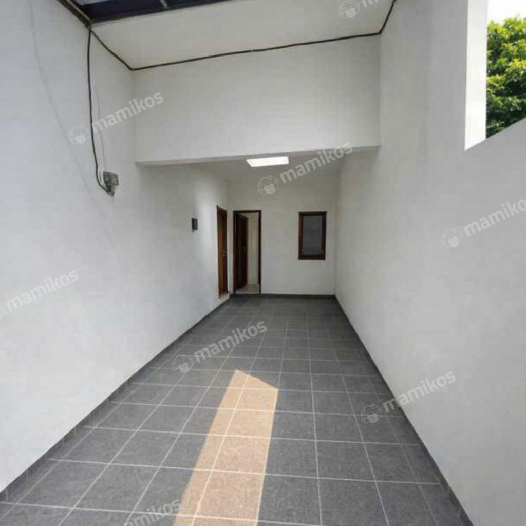Rumah Sertifikat SHM 3 Kamar Tidur 2 Kamar Mandi Tebet Jakarta Selatan - Photo 3