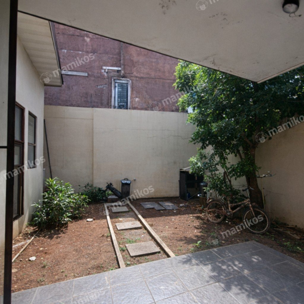 Rumah Sertifikat SHM 3 Kamar Tidur 2 Kamar Mandi Jagakarsa Jakarta Selatan - Photo 2